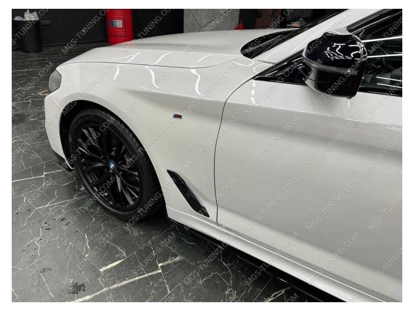 Крышки зеркал черный глянец в стиле м5 ф90 для BMW 5 series G30 бмв 5 серия г30 Лезвия порогов черный глянец в стиле M-Performance бмв 5 серии бэха пятерка г30 BMW 5 series G30 Шильдики 2шт на крылья //M хром