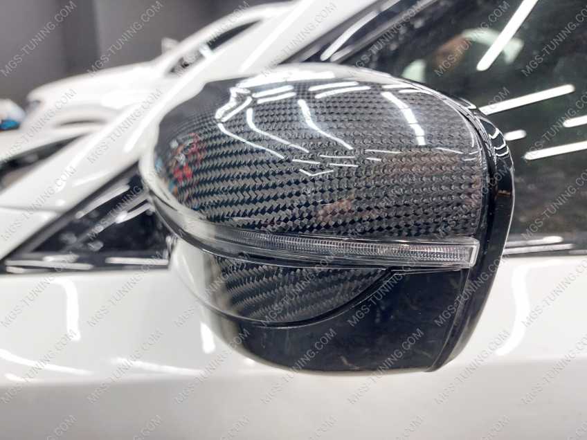 Карбоновые зеркала на BMW 5 Series G30 в стиле M5 F90