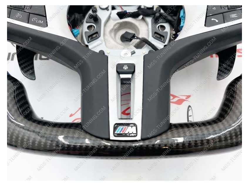 Руль BMW M G серия карбон с подогревом и дисплеем