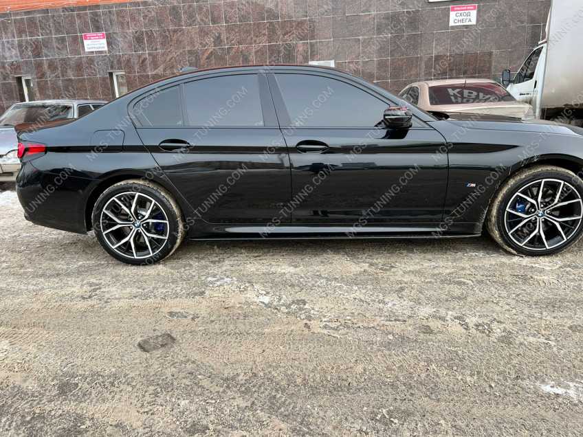 Тюниг BMW рестайлиг черный цвет крышки БМВ на зеркала 