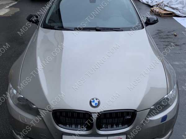 Решетка радиатора и крышки зеркал в стиле M3 на BMW 3 Series E92