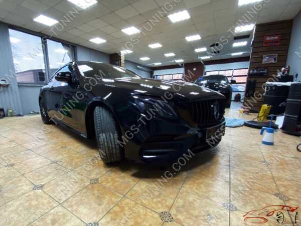 Решетка в стиле "Panamericana" Black E-Coupe C238