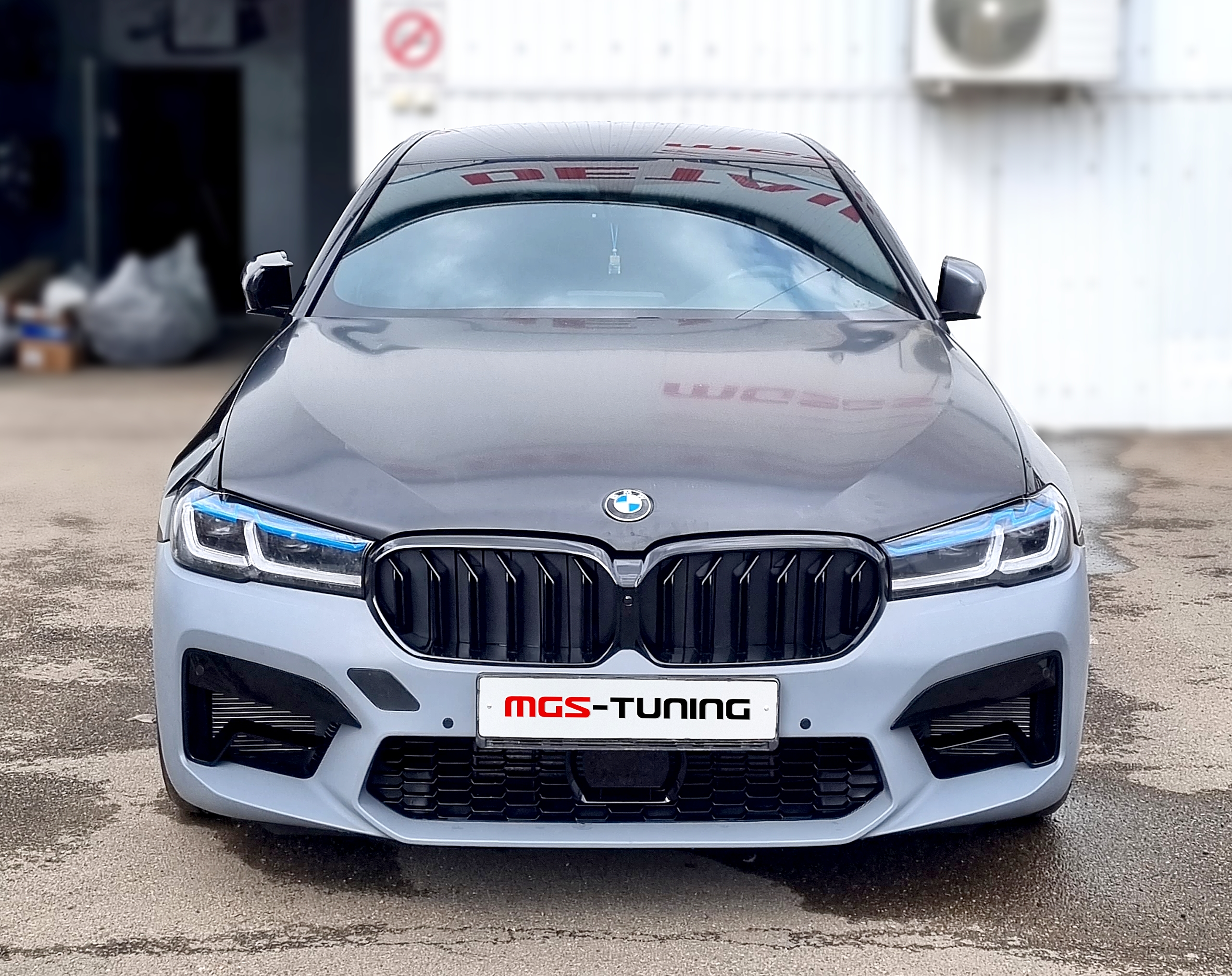 Бампер передний в сборе BMW 5 series G30 М5 style для переделки с передней оптикой