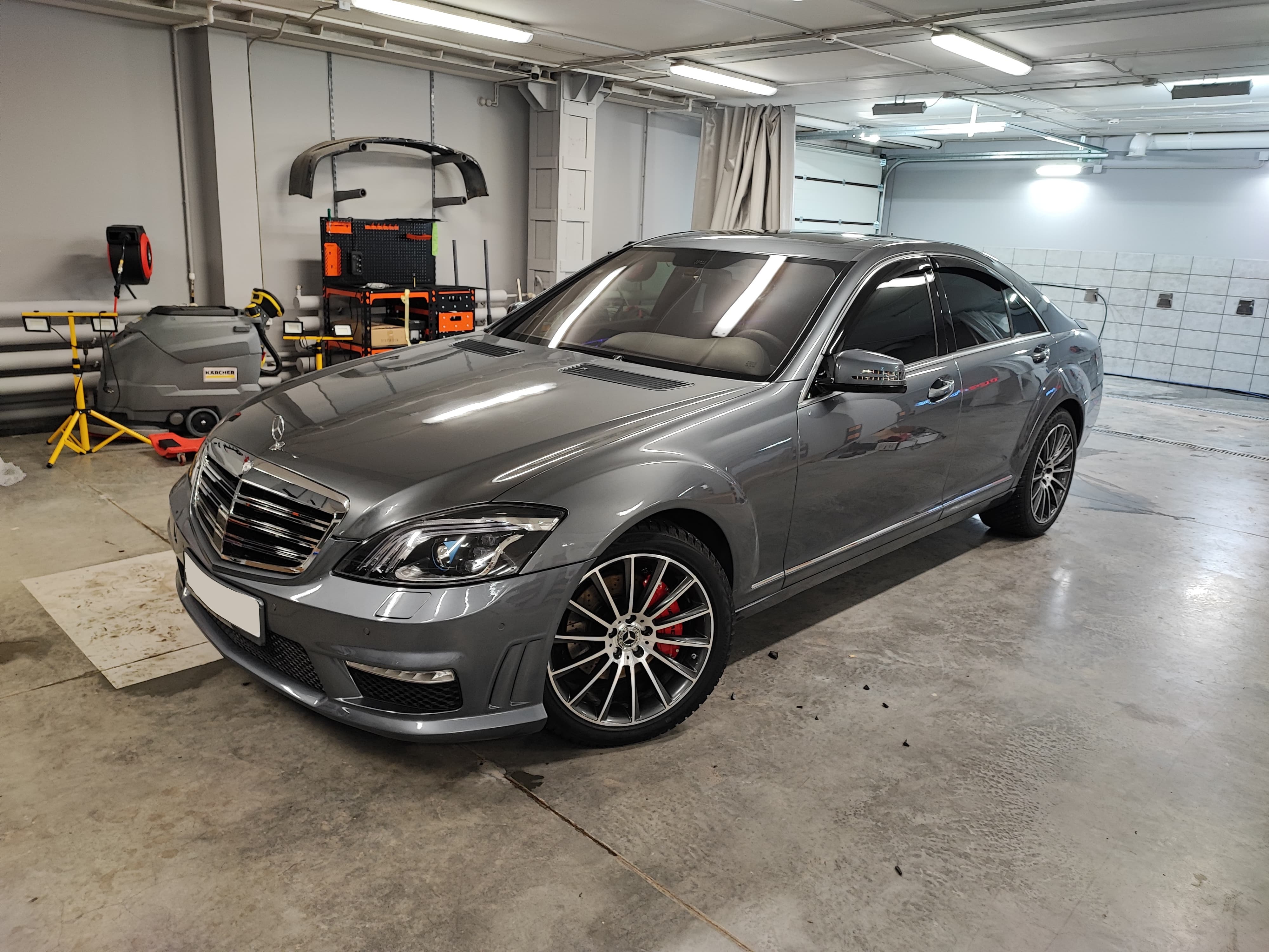 Обвес Mercedes S-class w221 в стиле S63 AMG