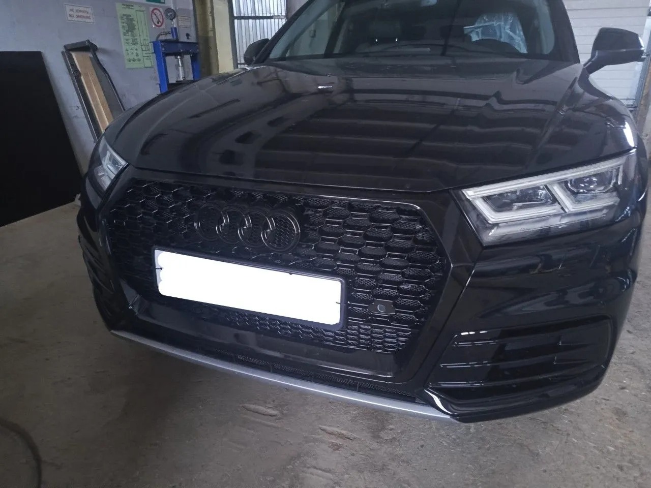 Решётка на Audi Q5 12-17 в стиле RSQ5 style #3