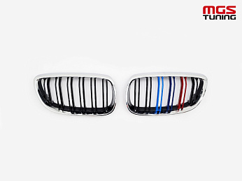 Решётка в стиле BMW M3 е92 05-10 с триколором М и хром обод / Решётка в стиле БМВ М3 Е92 05-10 с триколором М и хром обод