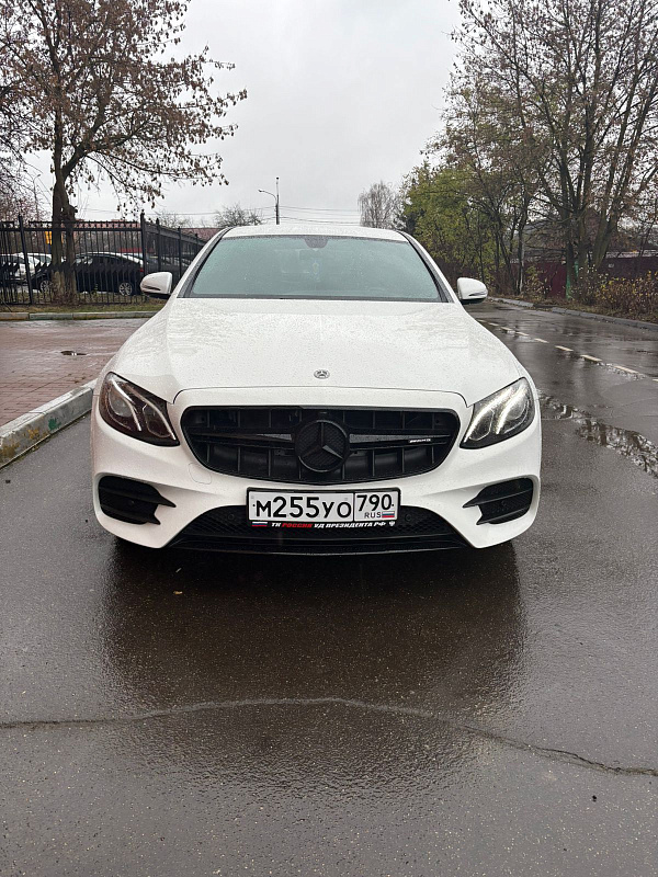 Решётка и диффузор на Mercedes E-class w213 63s AMG