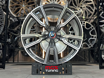 Комплект кованых дисков R22 5x120 10J ET40/ 11J ET37 БМВ ИКС5/ИКС6 Ф15/Ф16 (стиль 1) Комплект кованых дисков R22 5x120 10J ET40/ 11J ET37 БМВ ИКС5/ИКС6 Ф15/Ф16 (стиль 1)