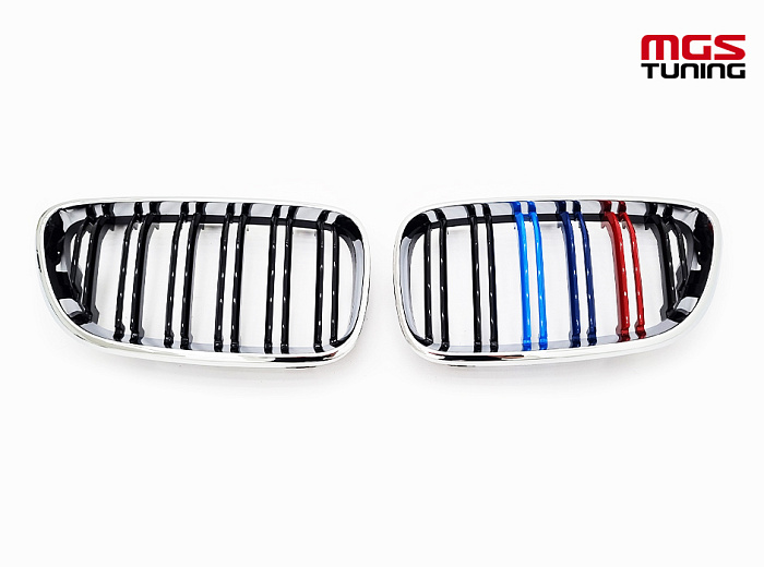 Решётка в стиле BMW M2 f22 13-20 с триколором М и хром обод / Решётка в стиле БМВ М2 Ф22 13-20 с триколором М и хром обод