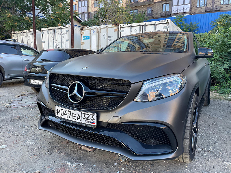 Обвес и спойлер на крышку багажника Mercedes GLE53