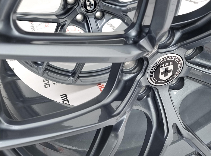Комплект кованых дисков HRE P101CS R20 5x112 J9.5 et26/J10.5 et26 графит / Комплект кованых дисков ХРЕ П101ЦС Р20 5Х112 Ж9.5 ЕТ26/Ж10.5 ЕТ26 графит