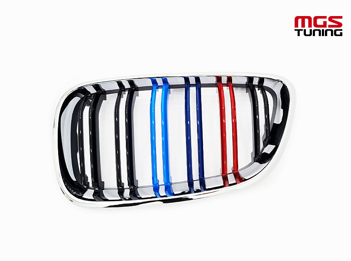 Решётка в стиле BMW M2 f22 13-20 с триколором М и хром обод / Решётка в стиле БМВ М2 Ф22 13-20 с триколором М и хром обод