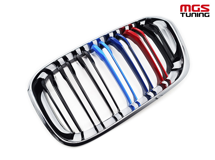 Решётка в стиле BMW M1 f20 15-19 с триколором М и хром ободом / Решётка в стиле БМВ М1 Ф20 15-19 с триколором М и хром ободом