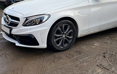 Комплект крыльев Merecedes C-Class w205 в стиле C63 AMG
