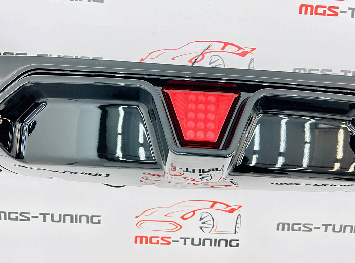 Задний диффузор BMW 5 series g30 M5 CS style c LED стоп сигналом (черный глянец) / Задний диффузор БМВ 5 серия Г30 М5 ЦС стиль С ЛЕД стоп сигналом (черный глянец)