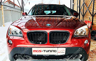 Решетка радиатора «M» BMW X1
