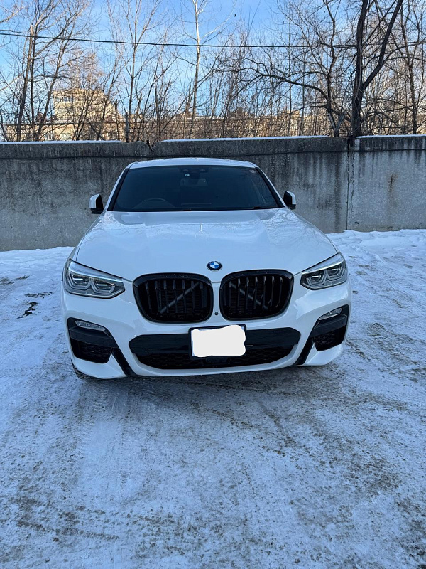 Решетка в стиле M-Performance BMW X3/X4 G01/G02 черный глянец