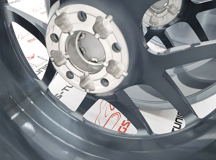 Комплект кованых дисков HRE P101CS R20 5x112 J9.5 et26/J10.5 et26 графит / Комплект кованых дисков ХРЕ П101ЦС Р20 5Х112 Ж9.5 ЕТ26/Ж10.5 ЕТ26 графит