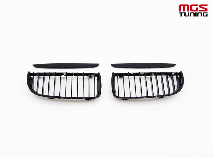 Решётка в стиле M-Performance BMW E90 05-08 черный глянец / Решётка в стиле М-Перформанс БМВ Е90 05-08 черный глянец