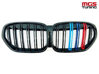 Решётка в стиле BMW X1 M f48 19-н.в. с триколором М / Решётка в стиле БМВ Х1 М Ф48 19-н.в. с триколором М