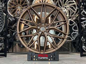 Комплект кованых дисков R22 5x108 9.5J ET35 Вольво/Зикр/Ли энд Ко (стиль 1) Комплект кованых дисков R22 5x108 9.5J ET35 Вольво/Зикр/Ли энд Ко (стиль 1)