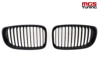 Решетка в стиле M-Performance BMW E81/E82/E87/E88 08-11 черный мат / Решетка в стиле М-Перформанс БМВ Е81/Е82/Е87/Е88 08-11 черный мат