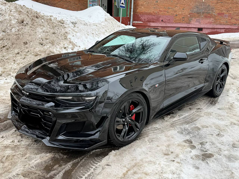 Передний бампер Camaro 18+ стиль 1LE для (LS/LT)