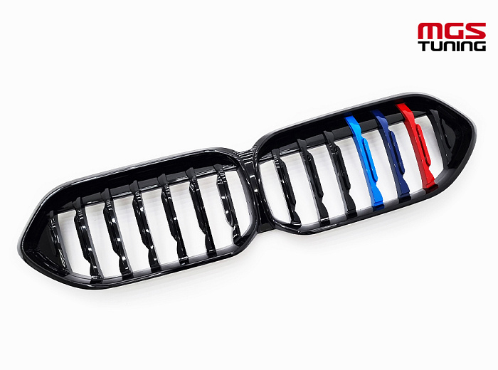 Решётка в стиле M-Performance BMW F44 (2019-2024) с триколором / Решётка в стиле М-Перформанс БМВ Ф44 19-н.в. с триколором