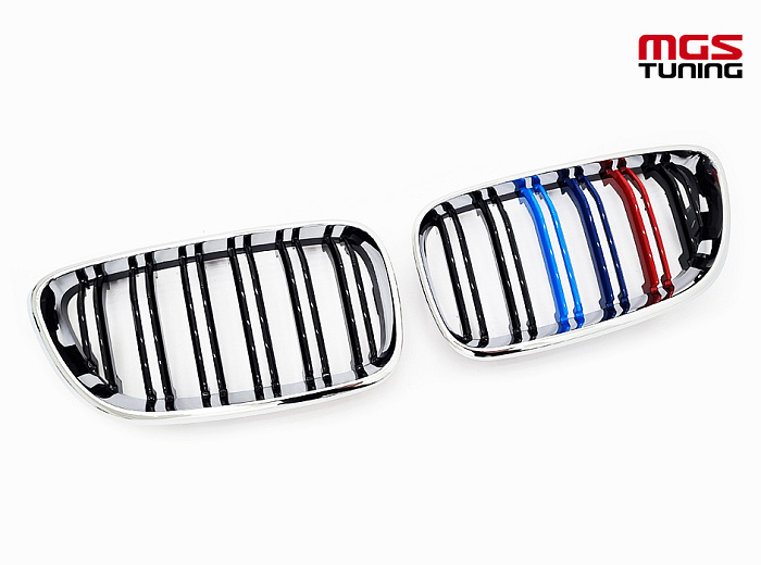 Решётка в стиле BMW M2 f22 13-20 с триколором М и хром обод / Решётка в стиле БМВ М2 Ф22 13-20 с триколором М и хром обод