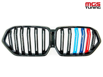 Решётка в стиле BMW X6 M G06 с триколором М / Решётка в стиле БМВ Х6 М Г06 с триколором М