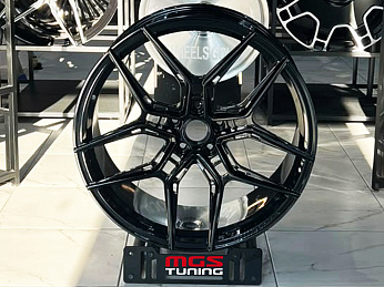 Комплект кованых дисков R22 5x120 10.5J ET30/ 12J ET36 БМВ ИКС5/6 Ф15/Ф16 (стиль 4)