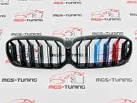 Решетка в стиле BMW M5 G30 рест. с триколором / Решетка в стиле БМВ М5 Г30 рест. с триколором