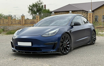 Обвес Tesla Model 3 (черный глянец)