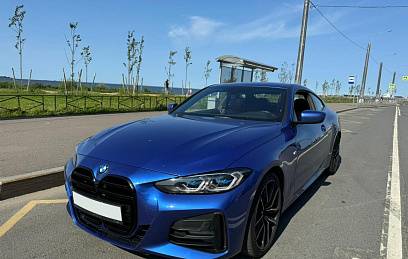 Решётка в стиле BMW M4 G22 черный глянец